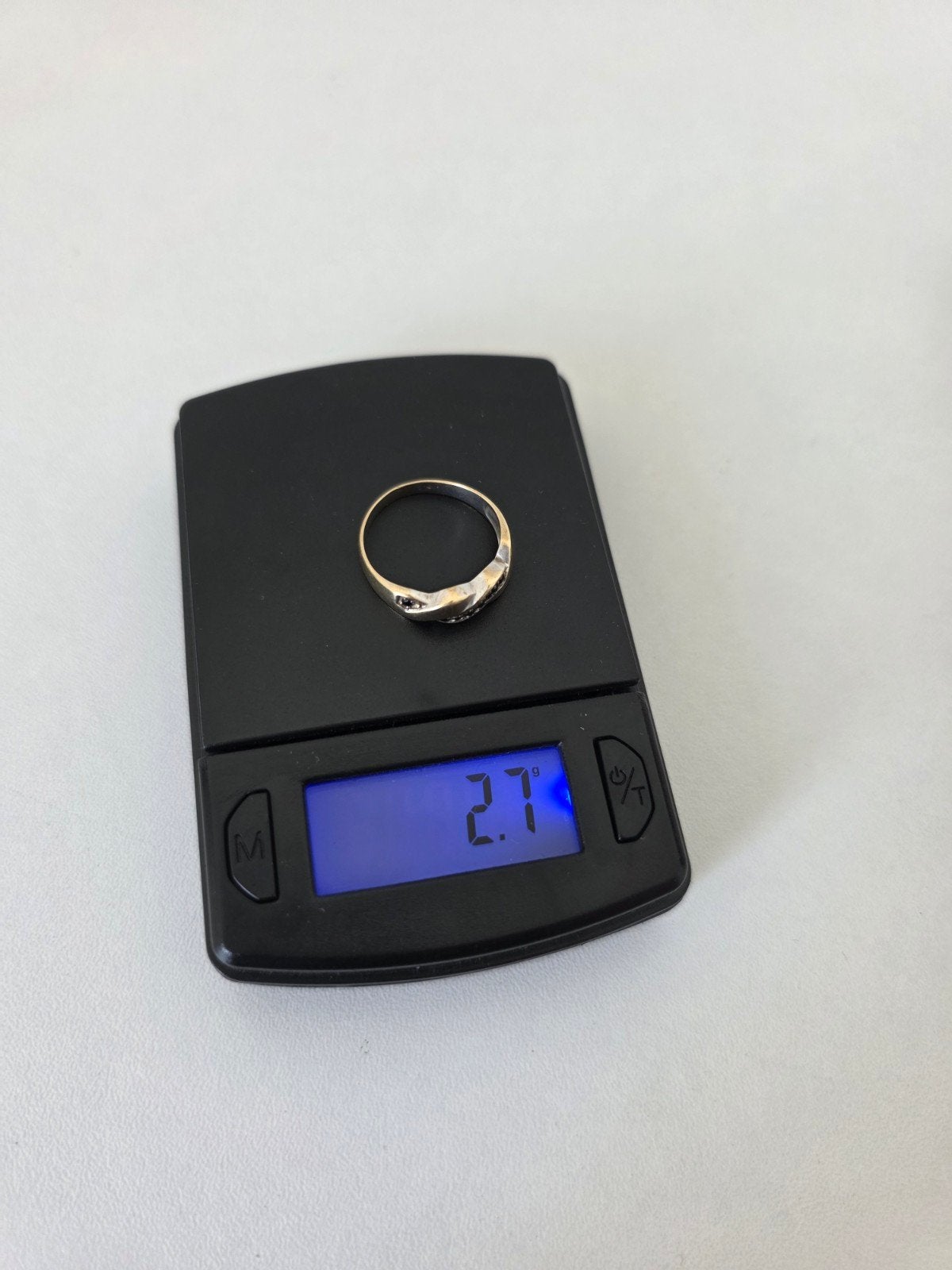 14 Karaat gouden ring met steentjes, 14K 585, Ophalen of Verzenden