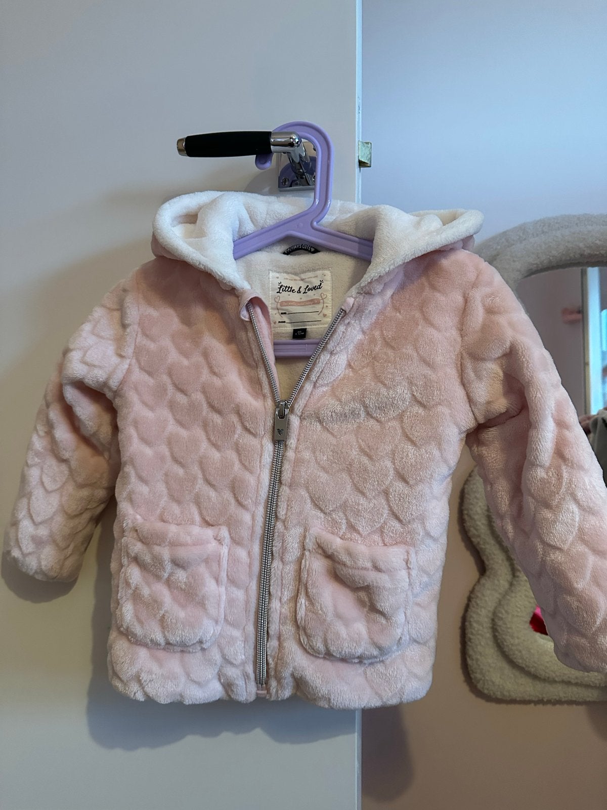 Roze fleece jasje met capuchon - C&A Little & Loved, Ophalen, Zo goed als nieuw, Meisje