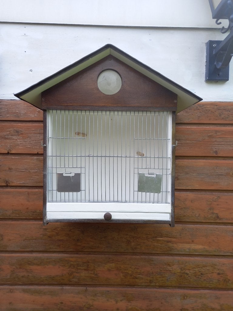 vogelkooi, Ophalen, Zo goed als nieuw, Hout, Vogelkooi