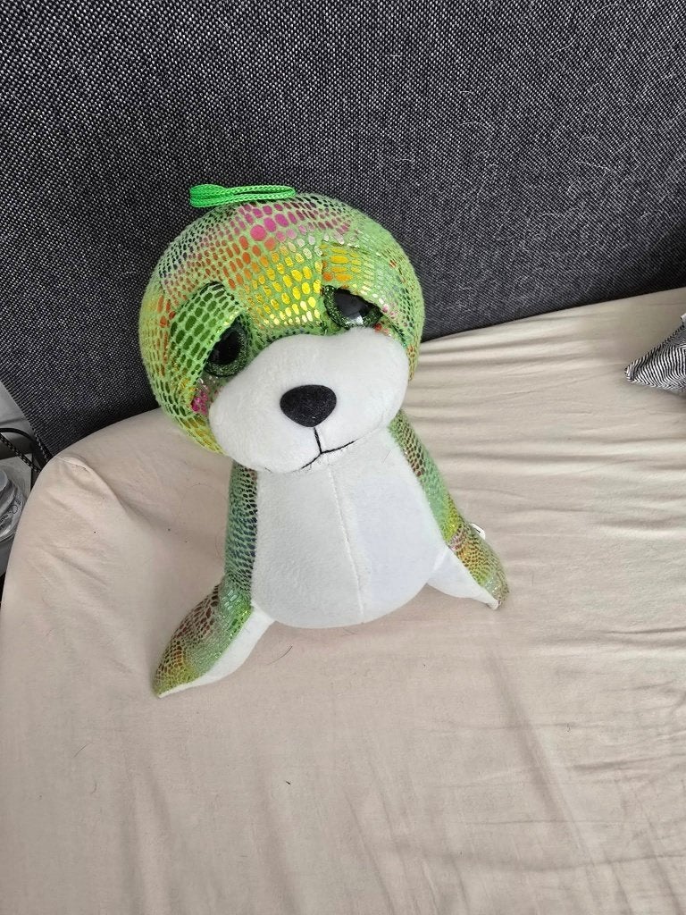 Kleurrijke Zeehond Knuffel - Zo goed als nieuw, Overige merken, Overige karakters, Overige typen, Ophalen of Verzenden