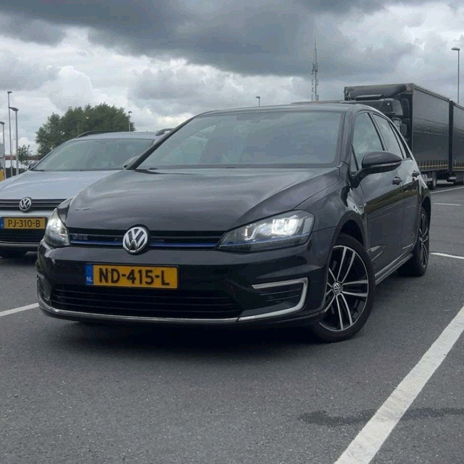 GOLF 7.5 GTE !!! 250 pk !! AUTOMAAT, Auto's, Volkswagen, Automaat, Euro 6, 4 cilinders, Zwart
