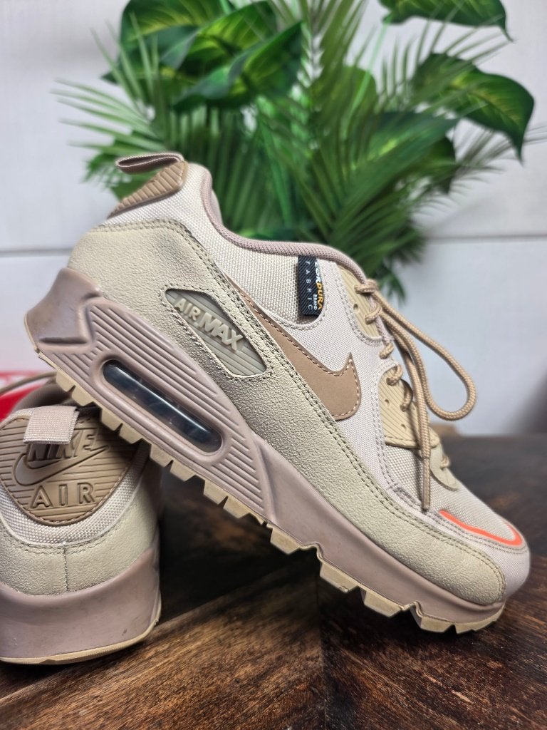Nike Air Max 90 Surplus Desert Camo | maat 40,5, Kleding | Heren, Bruin, Nike, Ophalen of Verzenden, Nike