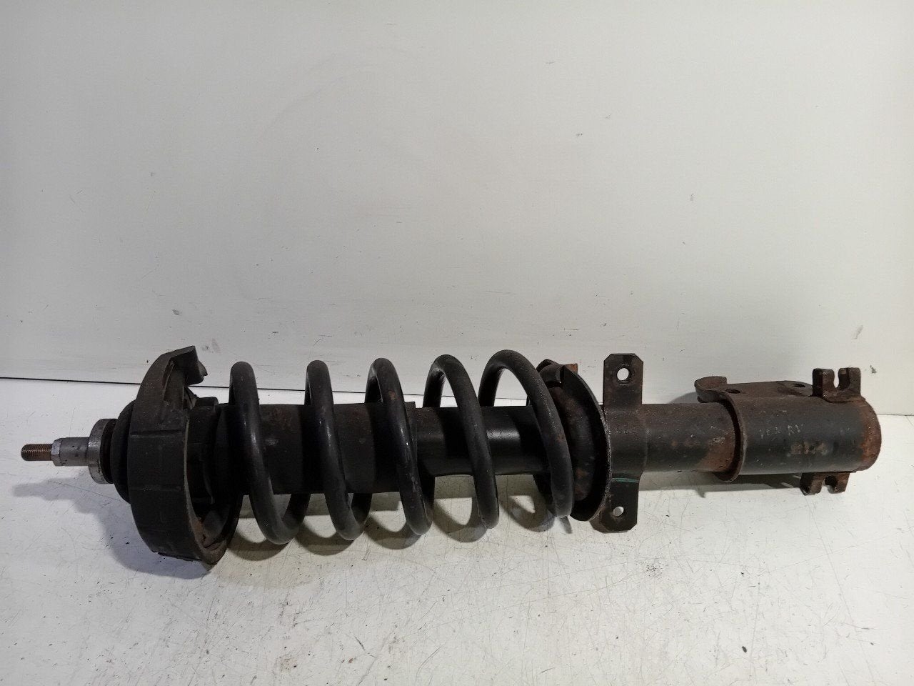 Veerpoot rechts voor Renault Trafic, Onderdelen@venauto.nl, Van der Ven Autorecycling B.V., Gebruikt, Ettenseweg 76, 4706 PB Roosendaal, The Netherlands