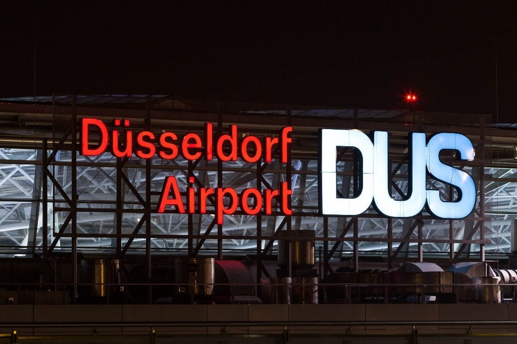 Duesseldorf Airport, Ophalen, Gebruikt