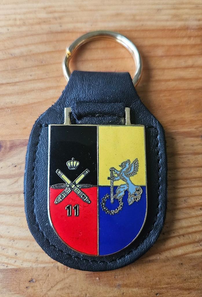 Borstzakhanger 11 Pantser Luchtdoelartilleriebatterij, Verzamelen, Ophalen of Verzenden, Landmacht, Nederland, Embleem of Badge