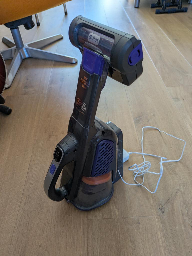 Black & Decker Pet-Dustbuster, Ophalen, Kruimeldief, Zo goed als nieuw, Minder dan 1200 watt