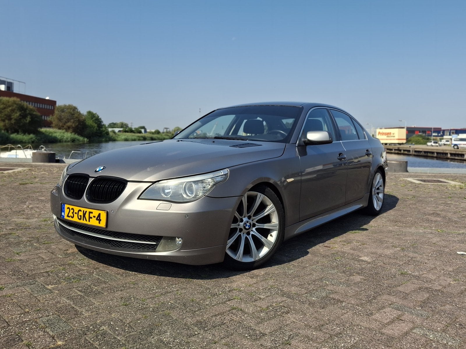 BMW 525i Business line edition | Automaat | Camera |, Automaat, Zwart, 2000 kg, 2996 cc