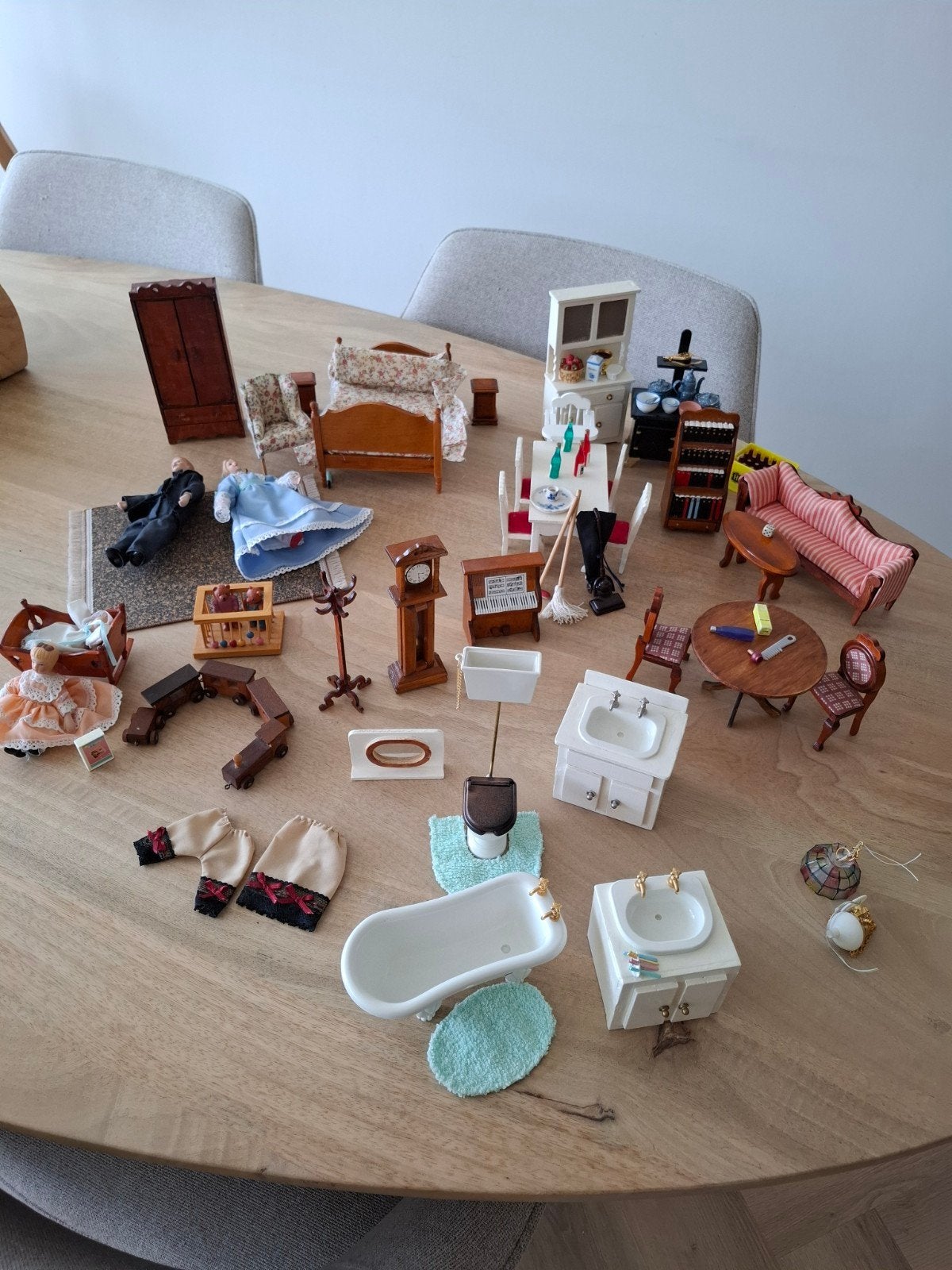 complete inrichting poppenhuis meubels, Ophalen, Zo goed als nieuw, Toebehoren