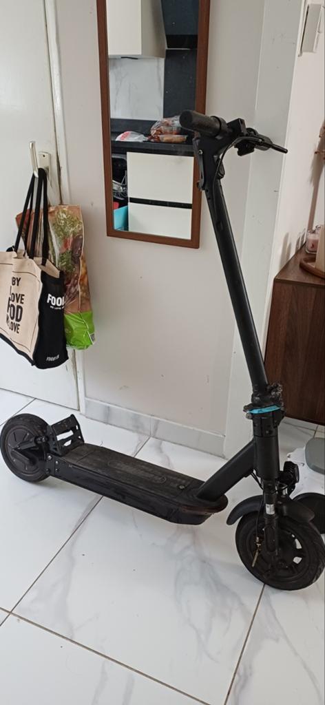 E step *Snel*, Fietsen en Brommers, Steps, Ophalen, Gebruikt, Elektrische step (E-scooter)