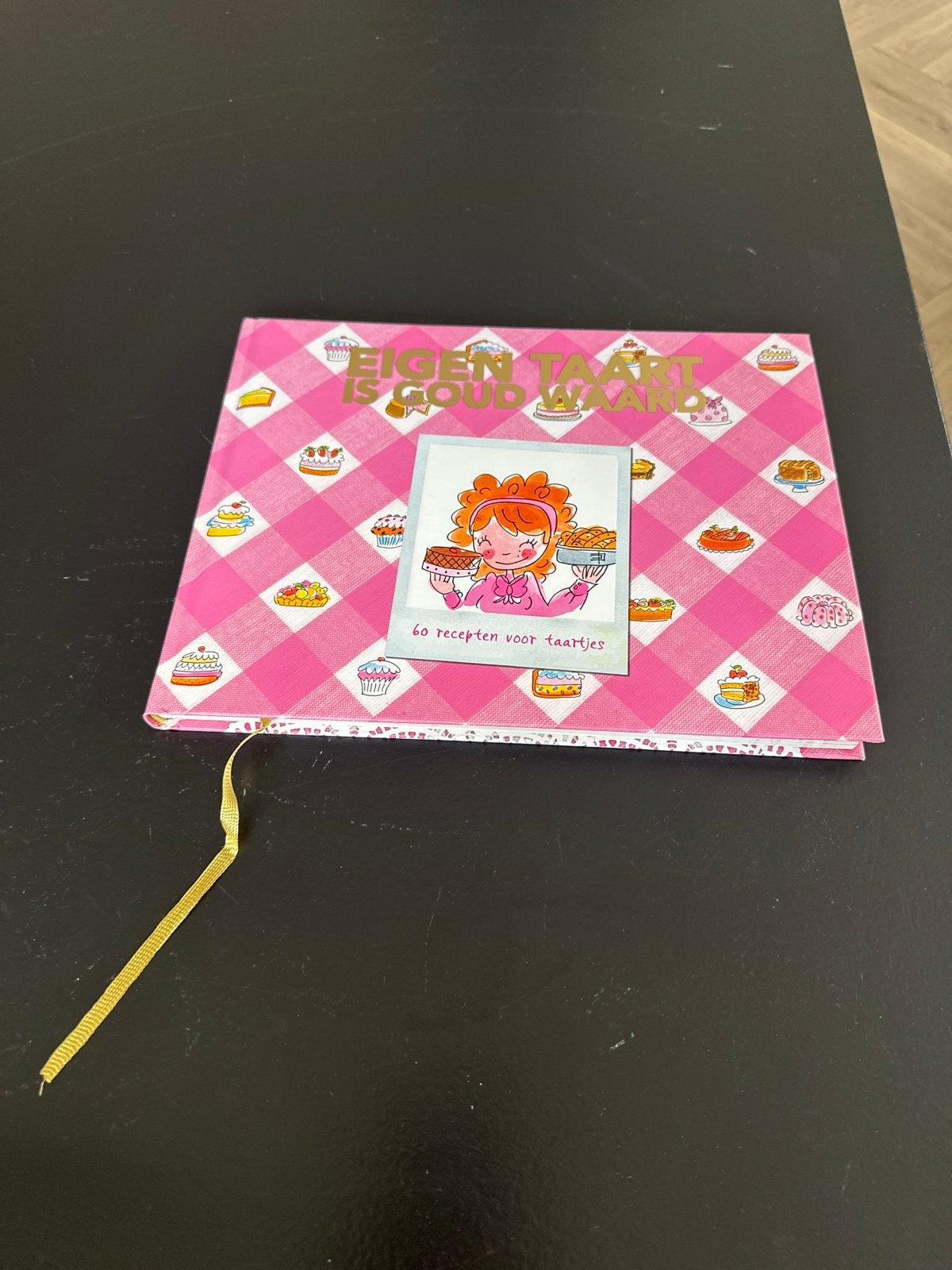 Blond Amsterdam - Eigen taart is goud waard (60 recepten), Boeken, Kookboeken, Ophalen of Verzenden, Zo goed als nieuw, Taart, Gebak en Desserts