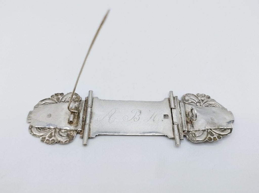 Zilveren bijbelslot broche, J. Kooiman, Schoonhoven, 1866, Verzenden, Zilver, Broche
