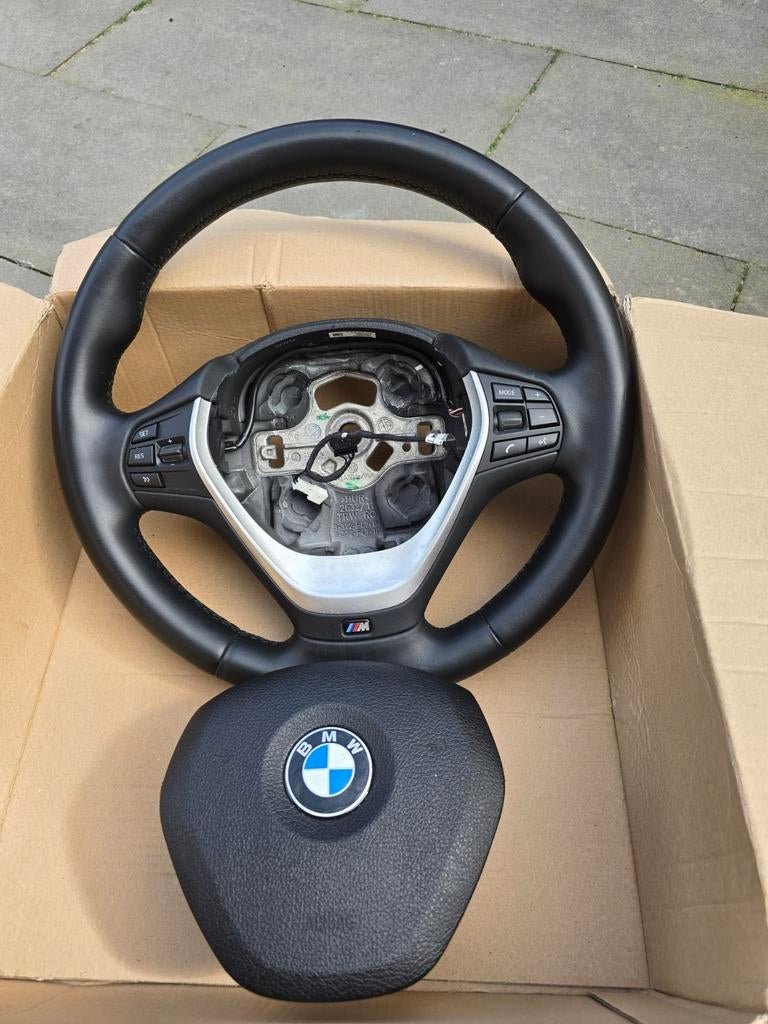 Bmw f30 stuur, Ophalen, BMW