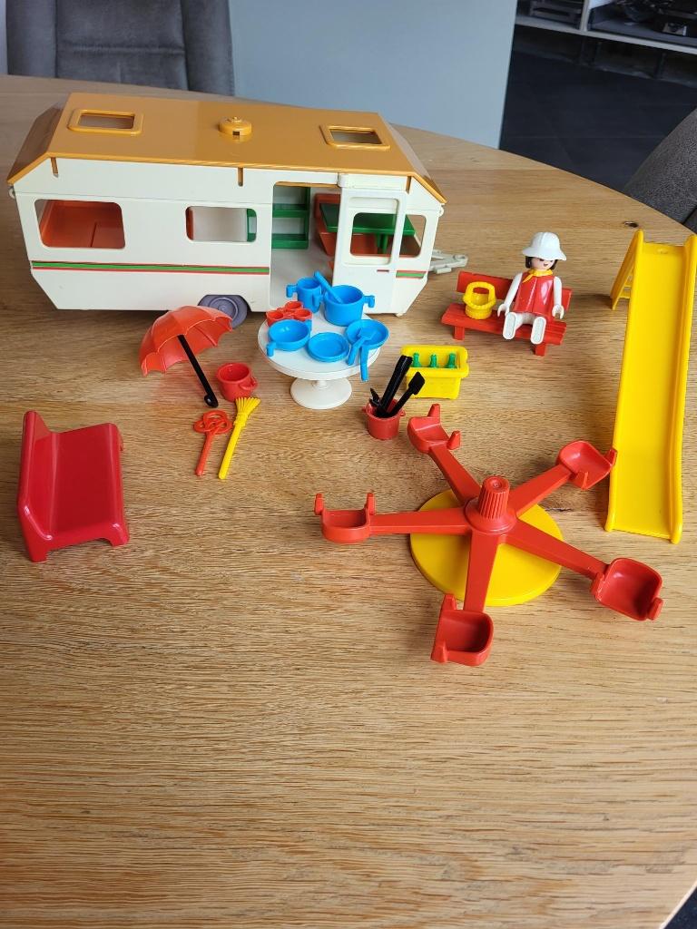Playmobil caravan jaren 70, Ophalen of Verzenden, Gebruikt, Complete set