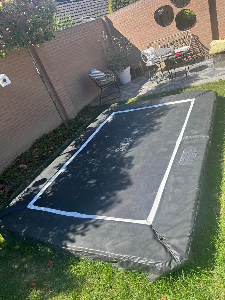 Salta Trampoline 314x210 cm - Rand aan vervanging toe, Ophalen, Gebruikt