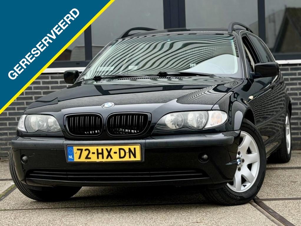 BMW 3 Serie Touring 320i Executive (bj 2002), 2171 cc, Gebruikt, Parkeersensor, Leder en Stof