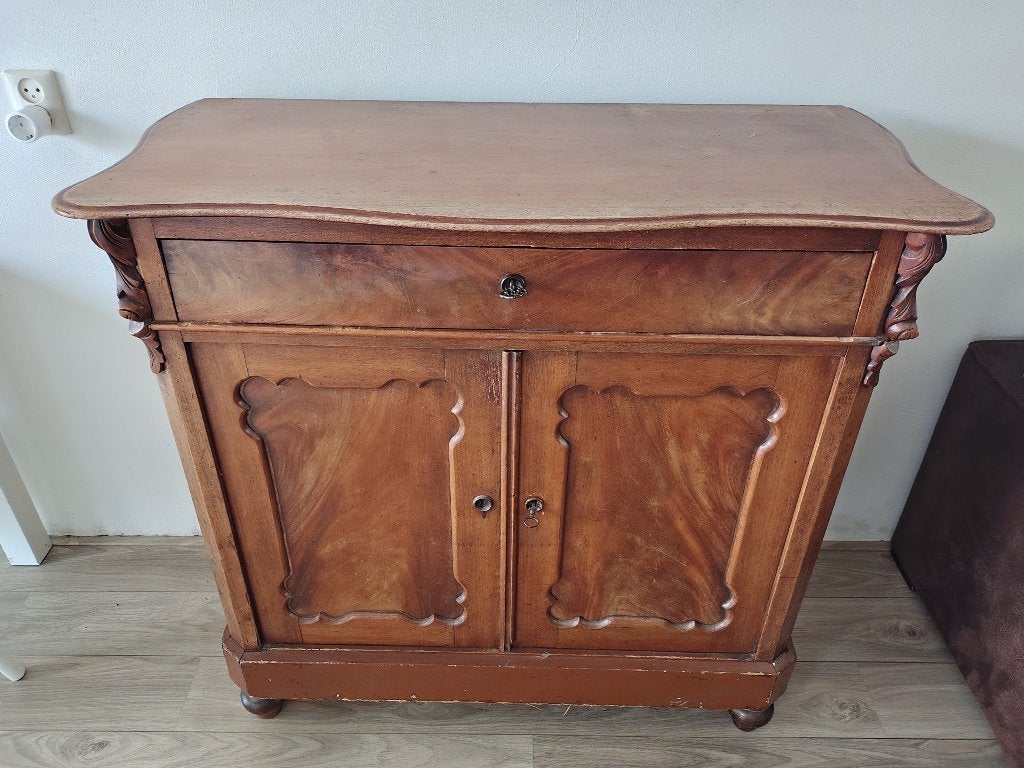 Antiek houten kastje met lade en deuren - H100 B104 D47, Antiek en Kunst, Ophalen
