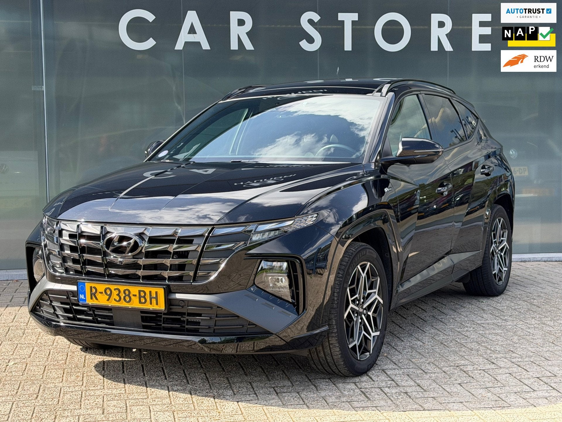 Hyundai Tucson 1.6 T-GDI PHEV N Line Sky 4WD PANO/TREKHAAK/N, Auto's, Automaat, Gebruikt, 4 cilinders, Zwart