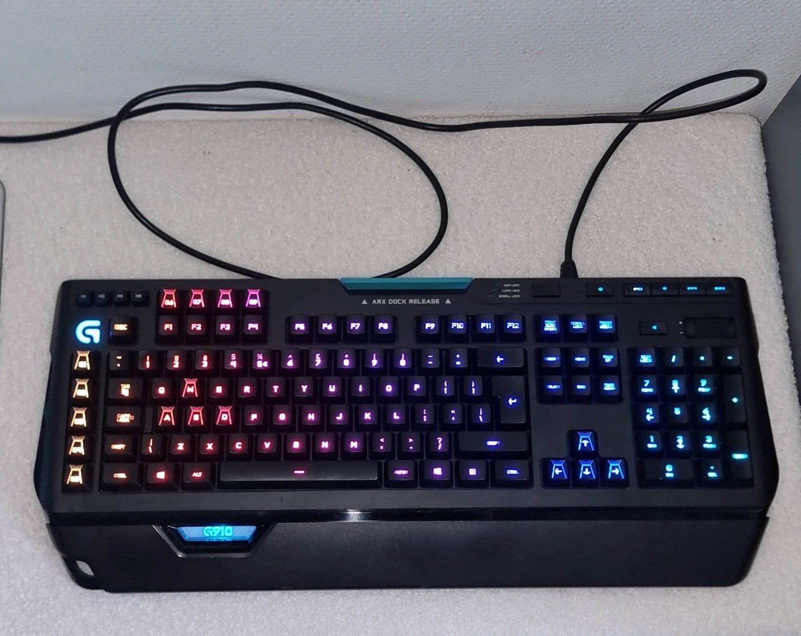 Logitech G910 Gaming Toetsenbord - werkt perfect, Ophalen, Zo goed als nieuw, Qwerty, Logitech toetsenbord