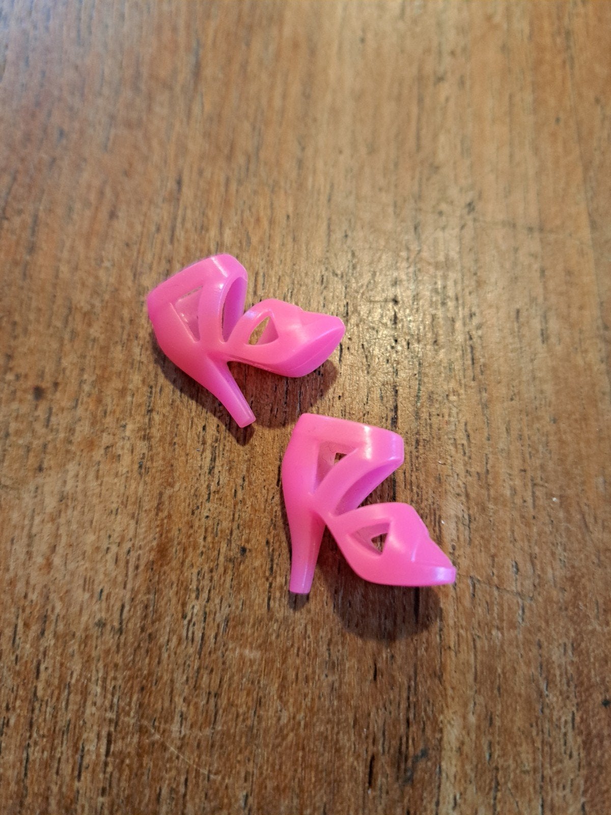 Barbie, roze schoenen met hoge hakjes.
Speelgoed, Ophalen of Verzenden, Zo goed als nieuw, Barbie