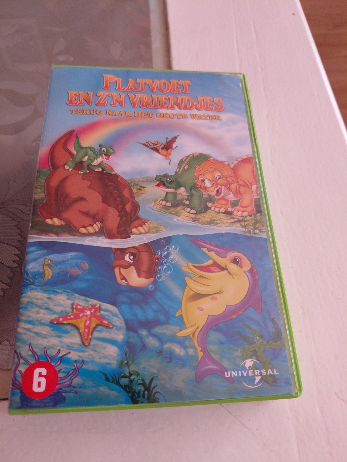 Platvoet en z'n vriendjes 9 Terug naar het grote water VHS, Gebruikt, Tekenfilm, Alle leeftijden, Ophalen of Verzenden