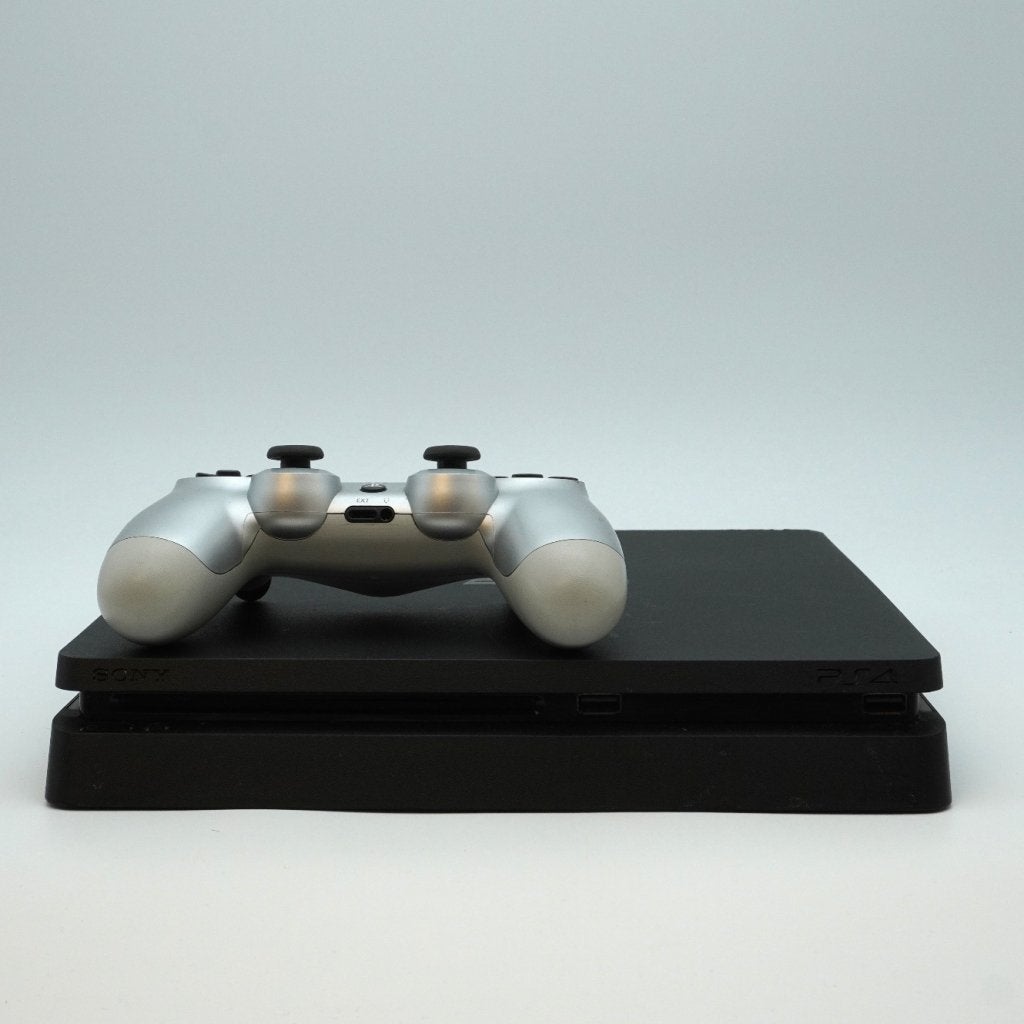 Playstation 4 Slim 1TB Compleet in Goede Staat, Sony, Zo goed als nieuw, Support@sony.com, 1-7-1 Konan, Minato-ku
Tokyo 108-0075
Japan