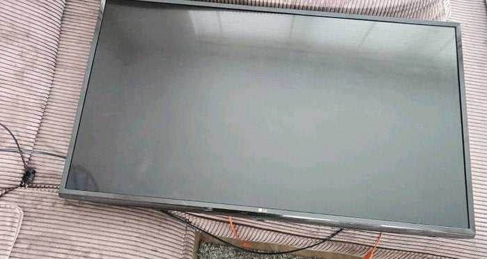 LG TV - Goede staat 43 inch, Ophalen of Verzenden, Zo goed als nieuw, 100 cm of meer, LG