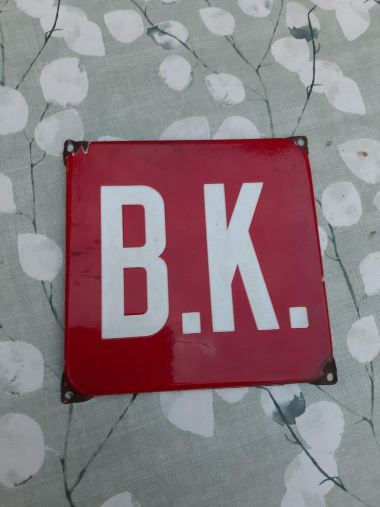 Oud geëmailleerd brandkraan bordje B.K. 15x15 cm, Antiek en Kunst, Ophalen of Verzenden