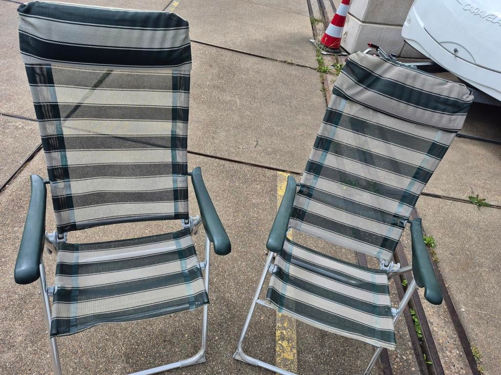 Campingtafel met 2 stoelen - Goede staat, Caravans en Kamperen, Kampeermeubelen, Ophalen