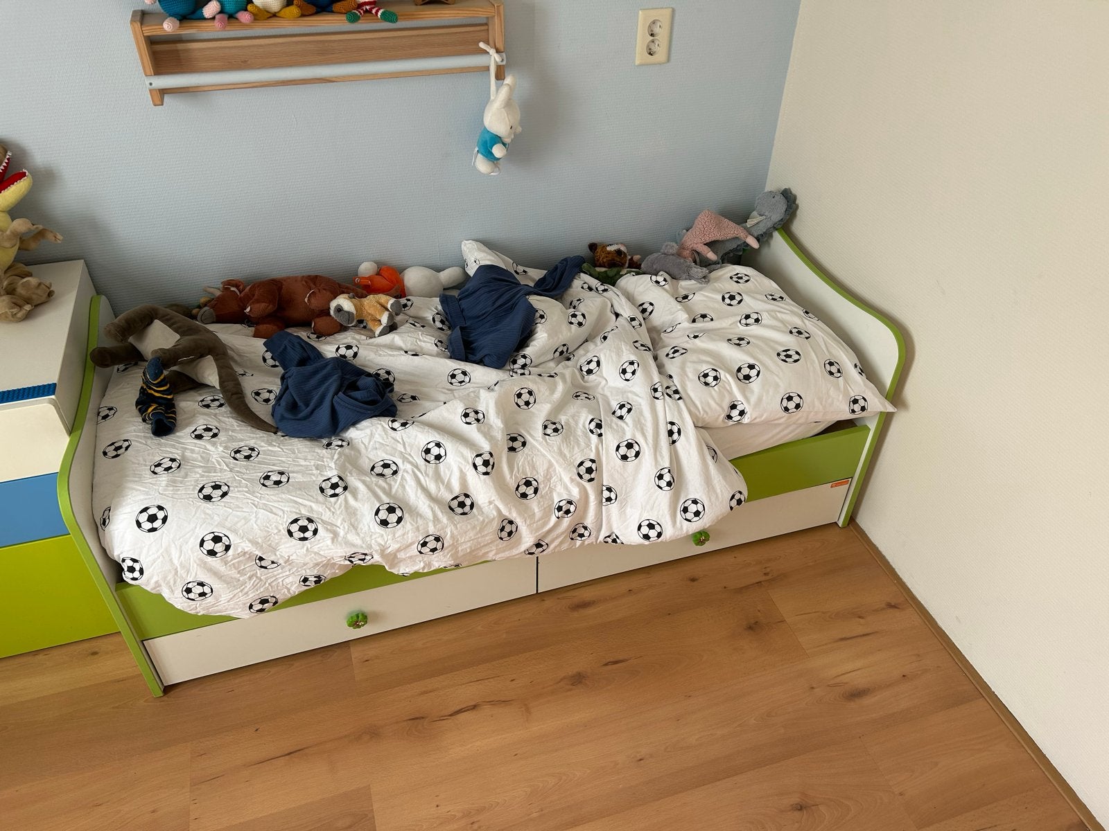 Lorelli kinderbed met opberglades, Ophalen, Gebruikt, 70 tot 85 cm, Lattenbodem