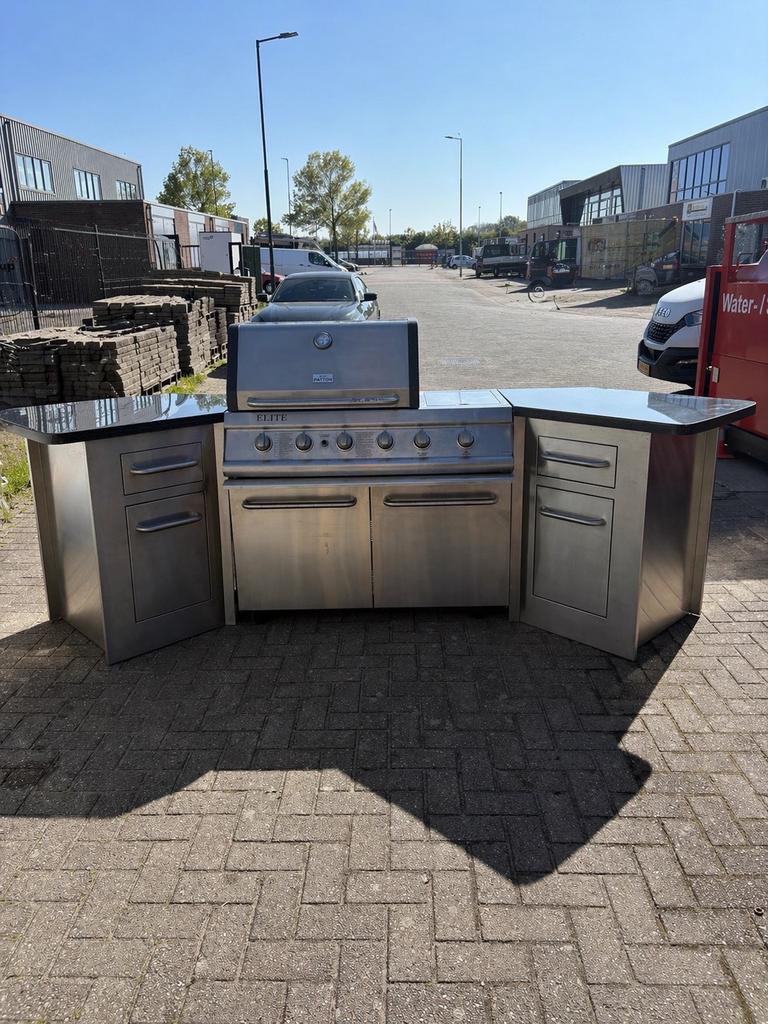 Luxe Patton 3 Elite Gasbarbecue met zij-eilanden + hoes, Ophalen, Zo goed als nieuw, Metaal, Containerberging