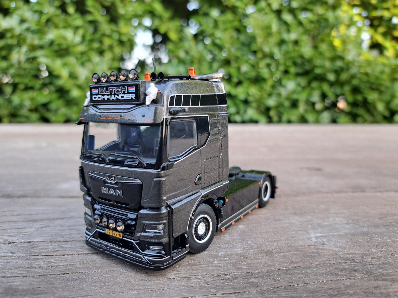 WSI Premium Line MAN TGX GX "Dutch Commander", Hobby en Vrije tijd, Modelauto's | 1:50, ., Nieuw, Ophalen of Verzenden, .