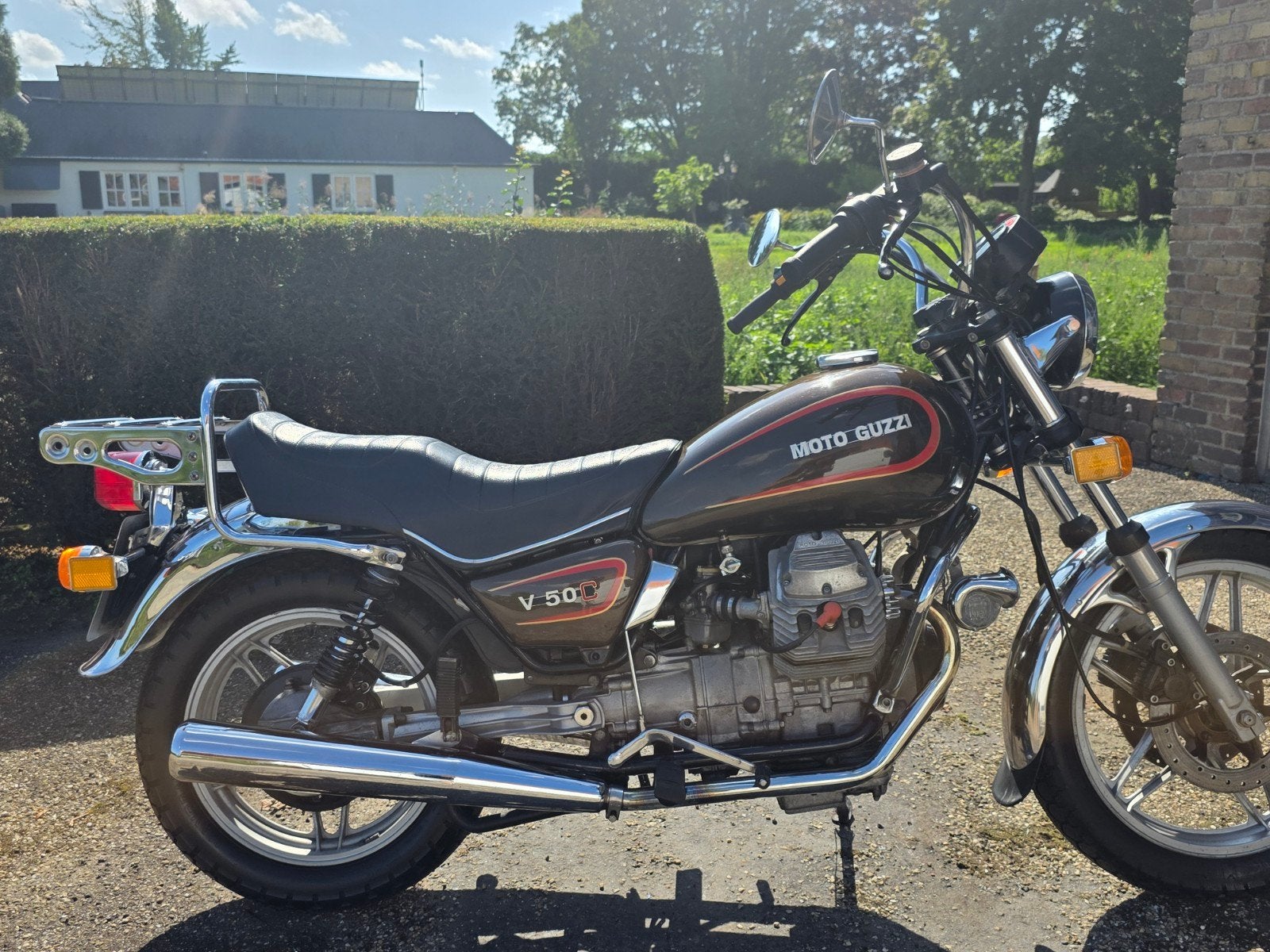 Moto Guzzi V50 1983, Motoren, 2 cilinders, 500 cc