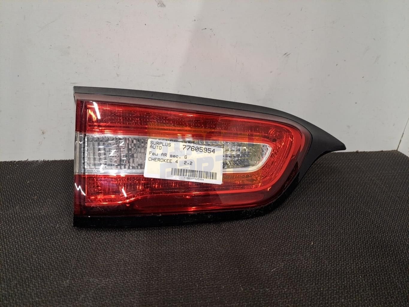 Jeep Cherokee (4/14-4/19) Achterlicht Links binnen (LED) Ori, Jeep, -, Verzenden, -