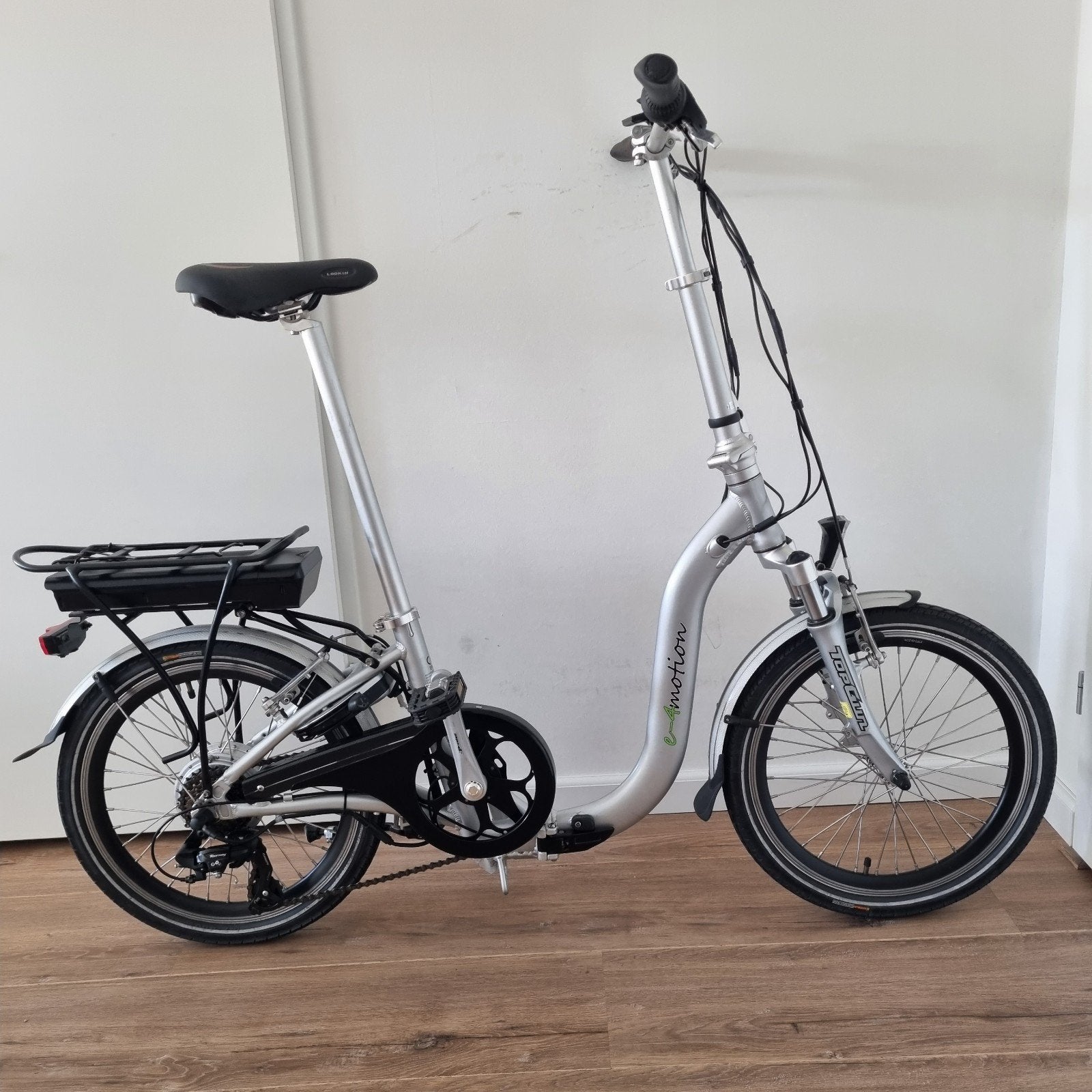 Foto 3 van 2x Z.G.A.N. E-4motion elektrische vouwfietsen (20inch)