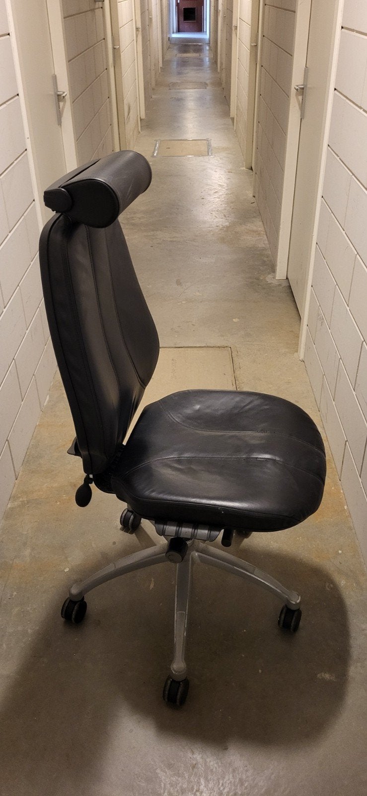 RH Logic 400 XL Bureaustoel - Luxe Leder, Ophalen, Gebruikt, Zwart, Bureaustoel