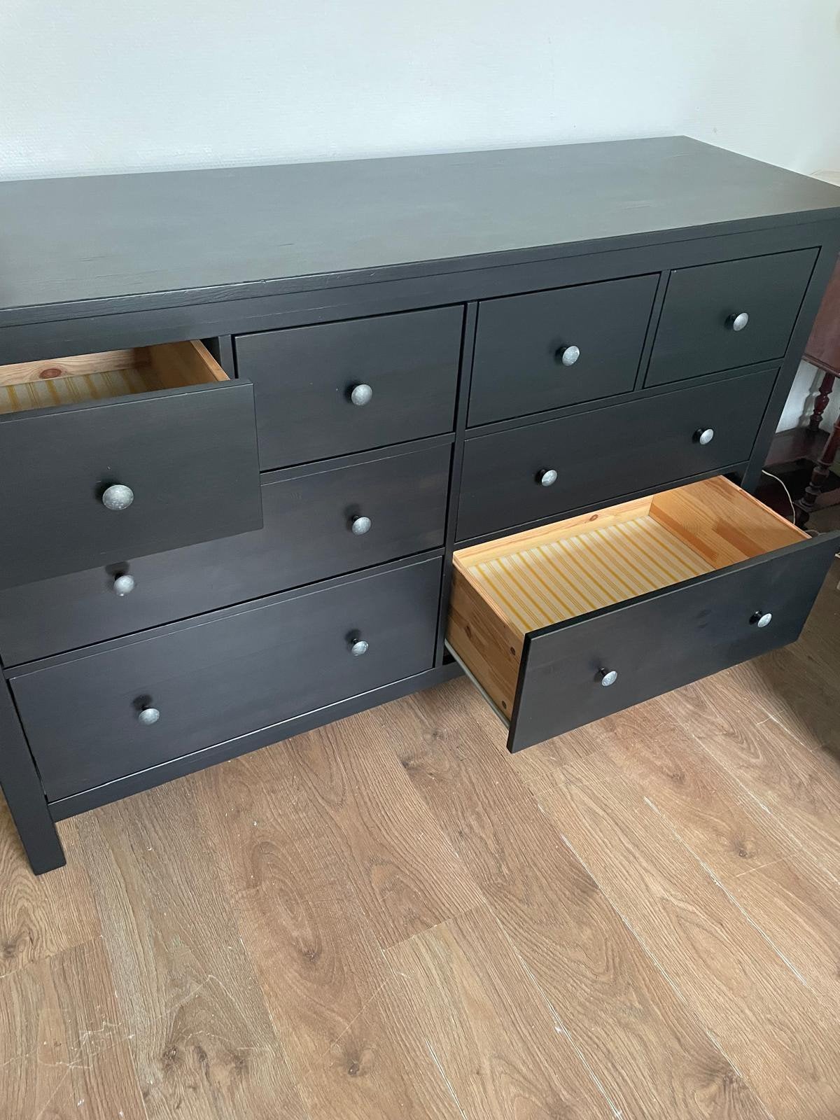 Hemnes ladekast, Huis en Inrichting, Kasten | Ladekasten, Ophalen, 5 laden of meer, 150 tot 200 cm, Zo goed als nieuw