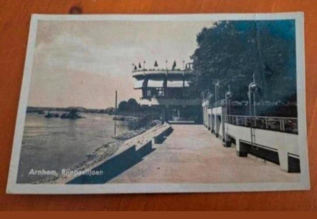 Oude ansichtkaart Arnhem Rijn paviljoen, Ophalen of Verzenden