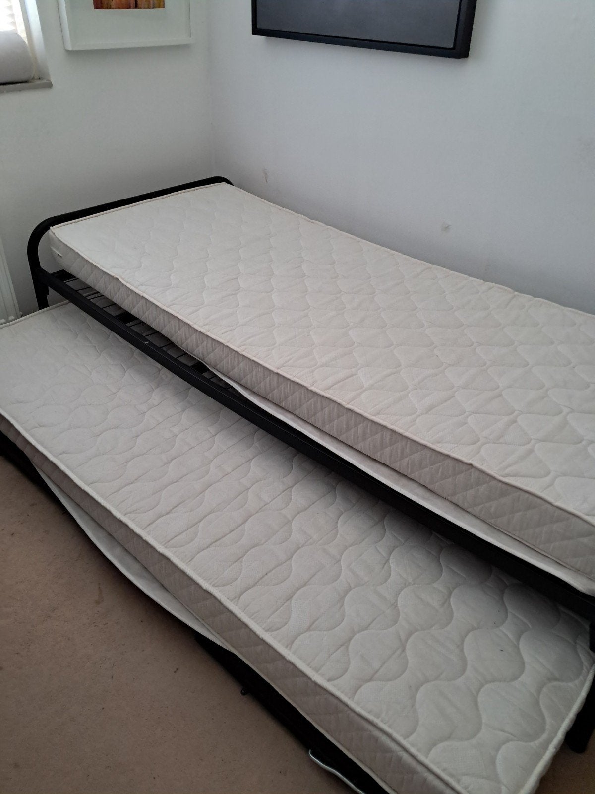 Uitschuifbaar bed met 2 matrassen, Ophalen, 90 cm, Eenpersoons, Zwart