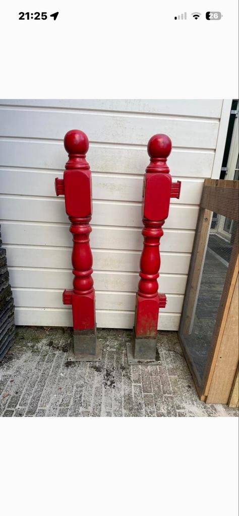 Decoratieve Houten Pilaren/Sokkels - Rood, Huis en Inrichting, Woonaccessoires | Zuilen en Pilaren, Ophalen, Gebruikt