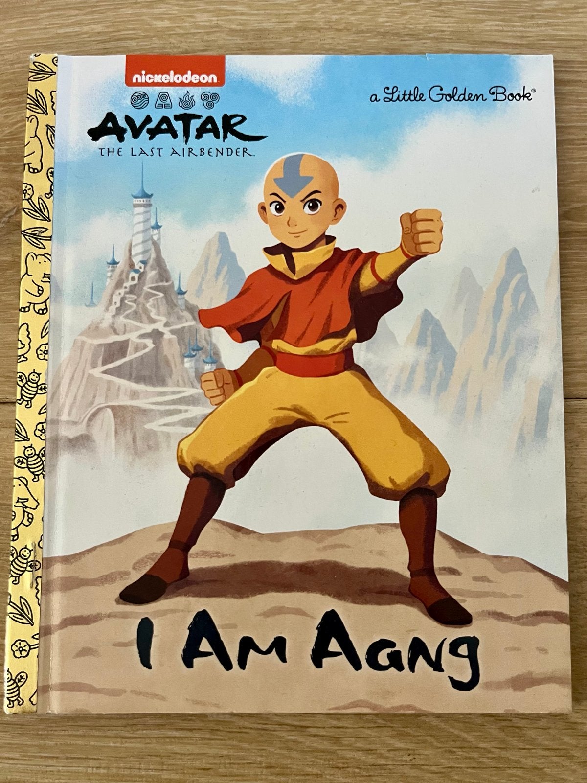 Avatar: The Last Airbender - I Am Aang (Little Golden Book), Fictie algemeen, Jongen of Meisje, Zo goed als nieuw, 4 jaar