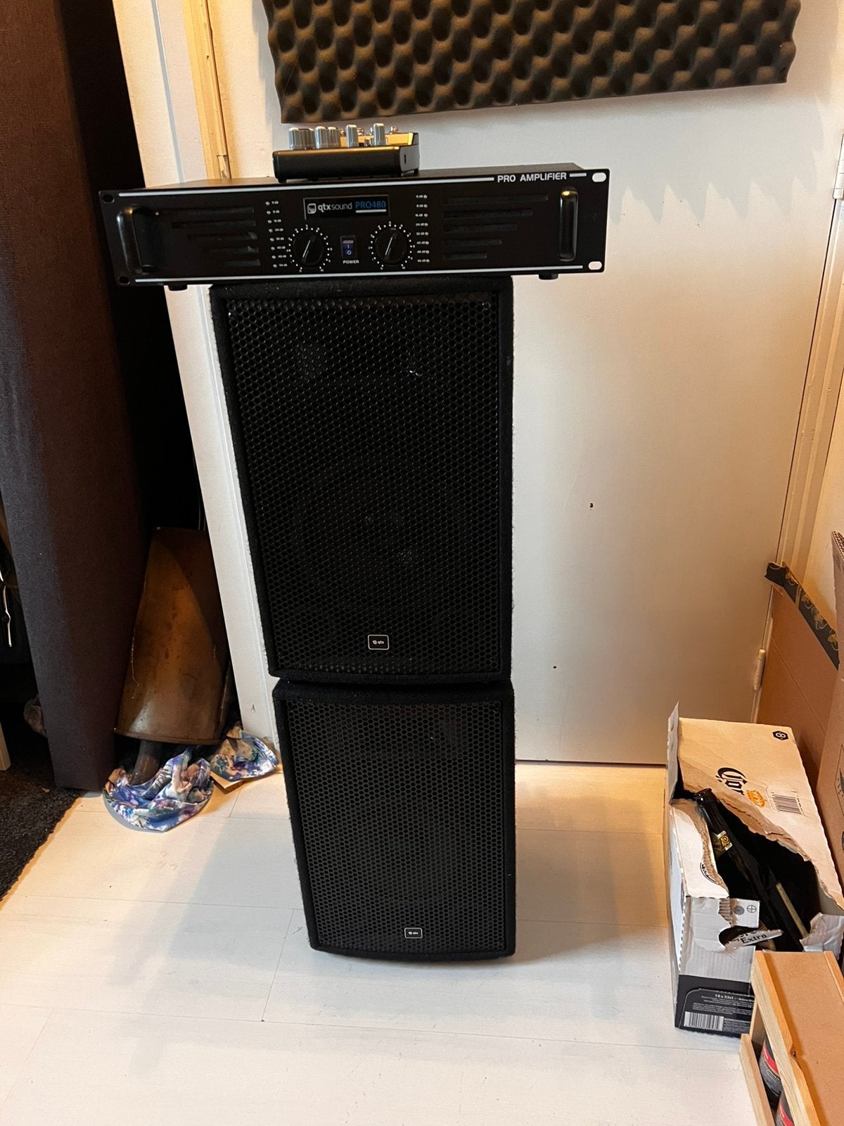 Passieve speakers + versterker en mengpaneel, 120 tot 150 watt, Speakerset, Zo goed als nieuw, Ophalen