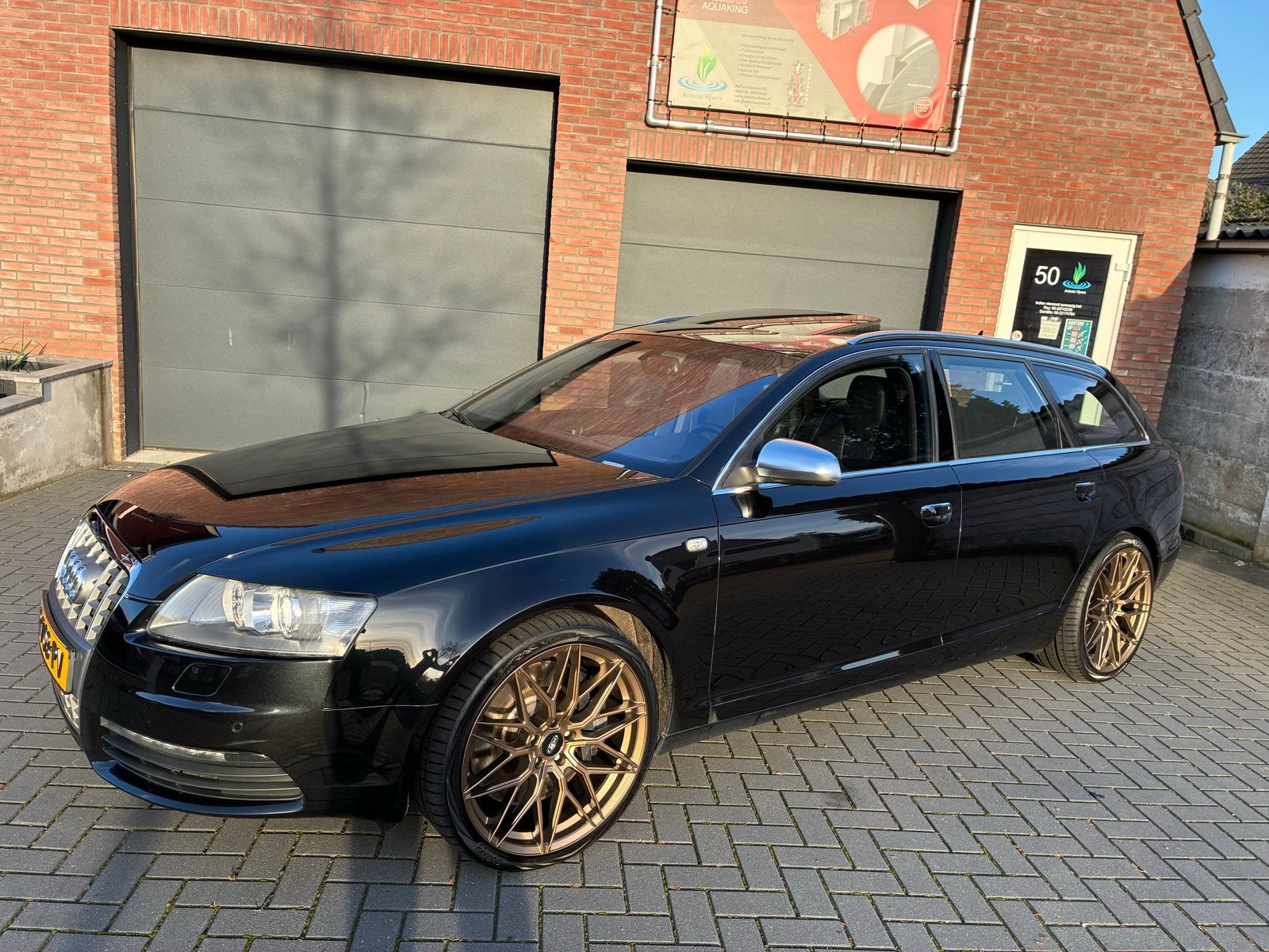 Audi S6 Avant 5.2 FSI V10 Quattro Youngtimer – 435 pk, Auto's, 435 pk, 5204 cc, Zwart, 129 €/maand