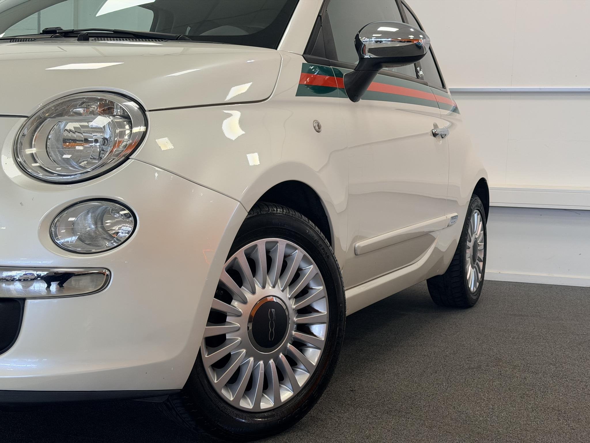 Fiat 500 1.2 Sport Gucci Automaat | Trekhaak | Lederen bekle, Auto's, Fiat, Euro 5, Gebruikt, 1242 cc, 69 pk