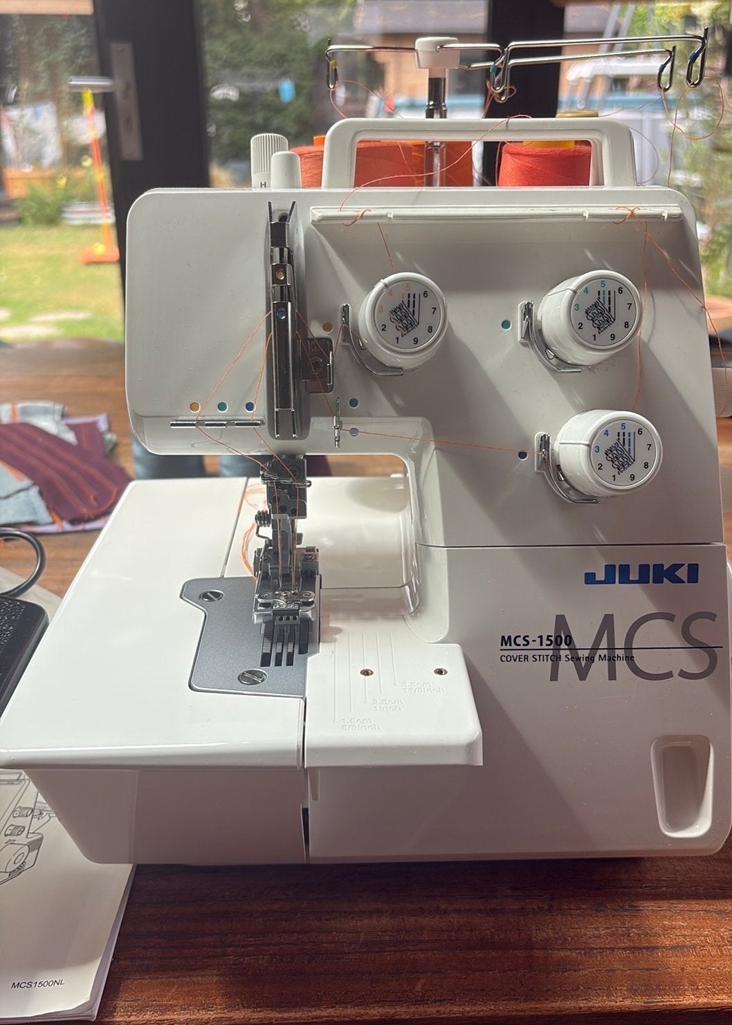 JUKI MCS-1500 COVER & CHAIN MACHINE, Ophalen of Verzenden, Zo goed als nieuw, Lockmachine, Overige merken