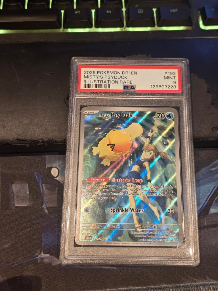 Misty's psyduck psa 9, Hobby en Vrije tijd, Verzamelkaartspellen | Pokémon, Ophalen of Verzenden, Zo goed als nieuw