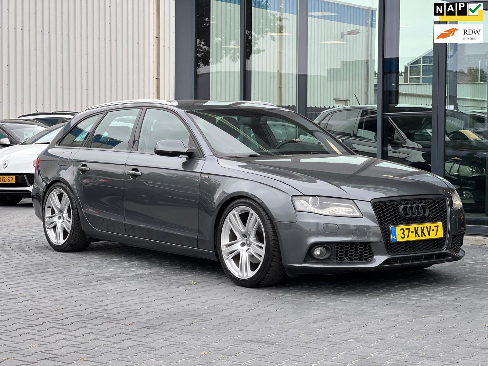 Audi A4 Avant 2.0 TFSI S-LINE EDITION AIRCO NAVI LMV, Auto's, Audi, Voorwielaandrijving, 15 km/l, Gebruikt, Zwart
