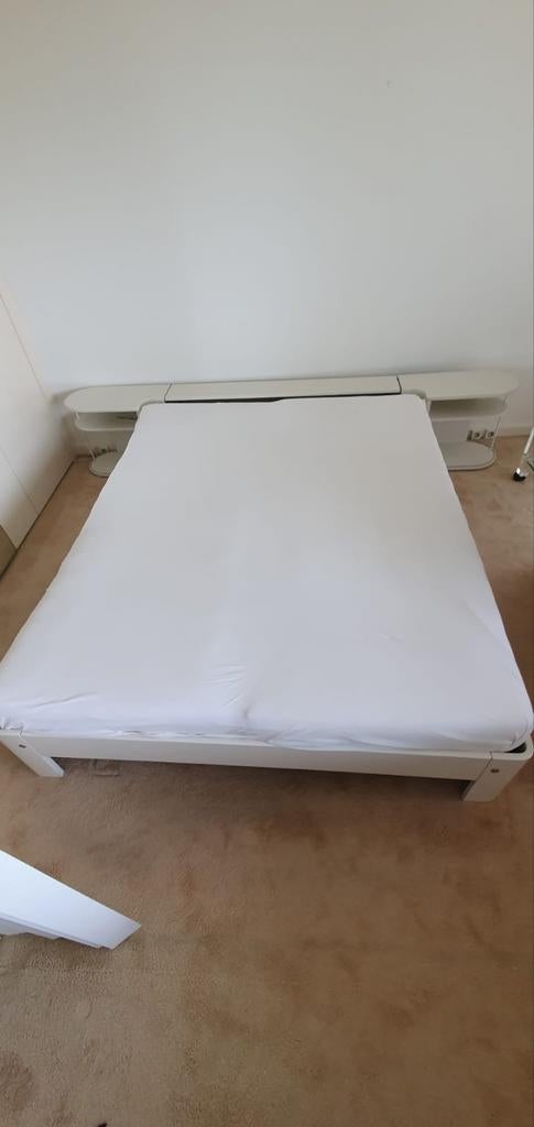 Auping bed 200x160 cm met achter- en zijkasten, Ophalen, Zo goed als nieuw, Tweepersoons, Hout