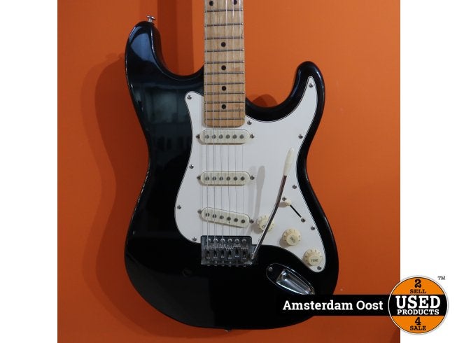 Behringer Elektrische Gitaar | In Redelijke staat, Behringer, Zo goed als nieuw, Support@behringer.com, Behringer (Music Tribe)
MusikhausstraÃŸe 1
94060 Pocking
Germany