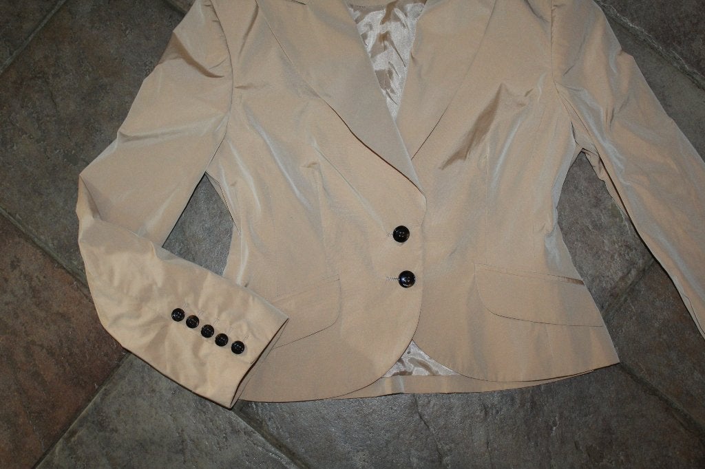 Josephine en co glans jasje mt 40/M Nieuw, Maat 38/40 (M), ., Beige, Nieuw