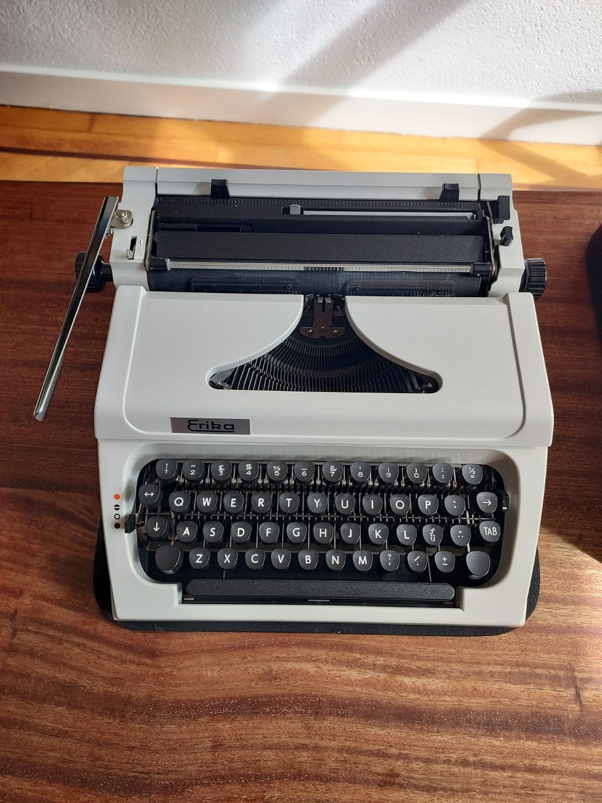 Vintage model 155 Erika Typemachine, Ophalen of Verzenden, Nieuw